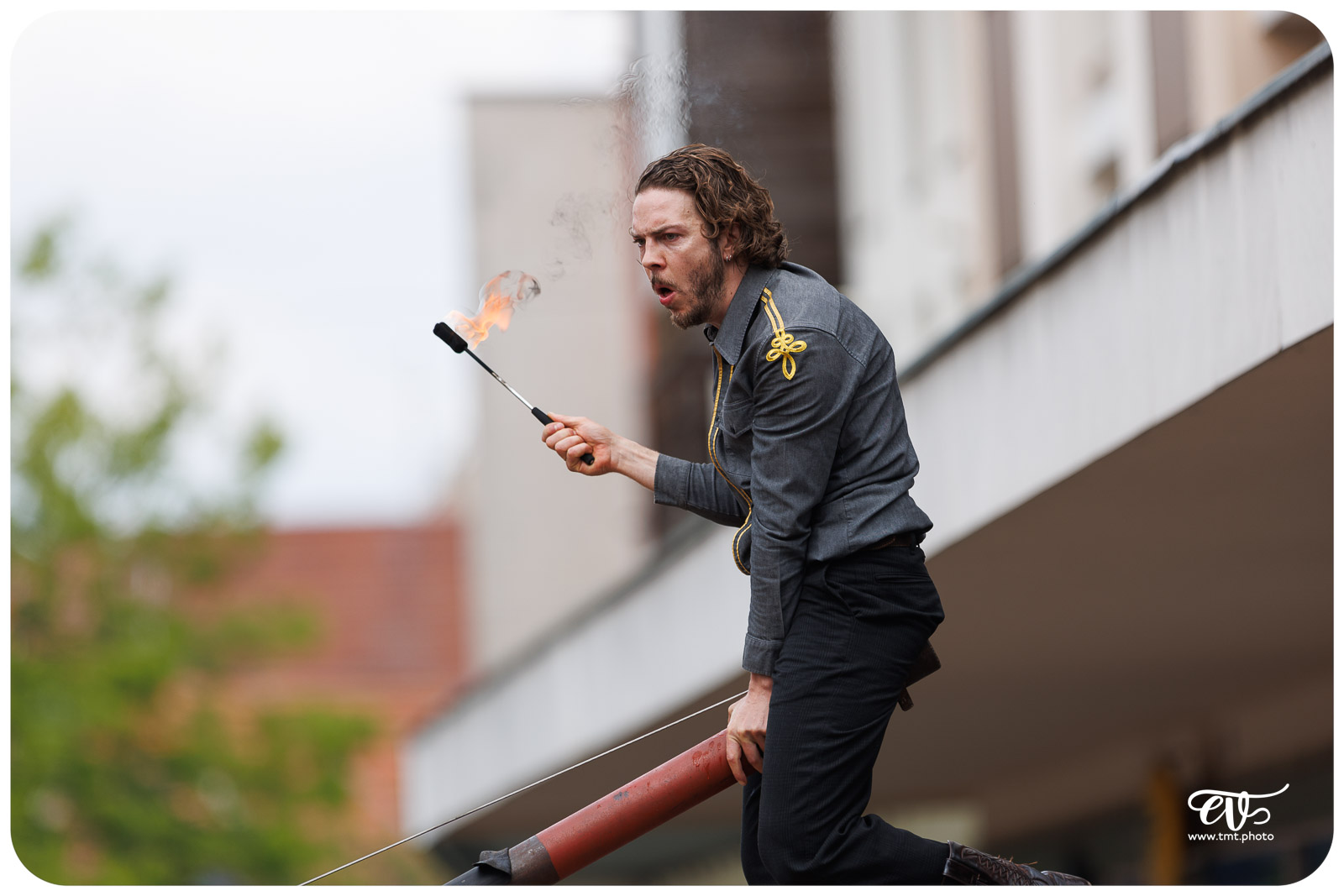 SUR MESURE (CIE BARRIÈRE)